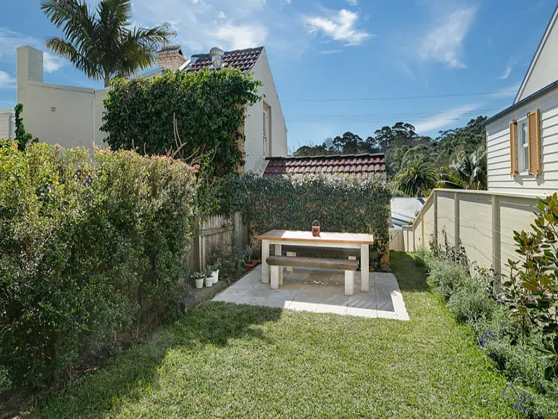 124 Sutherland Street, Paddington Sold by Bradfield Badgerfox - image 1