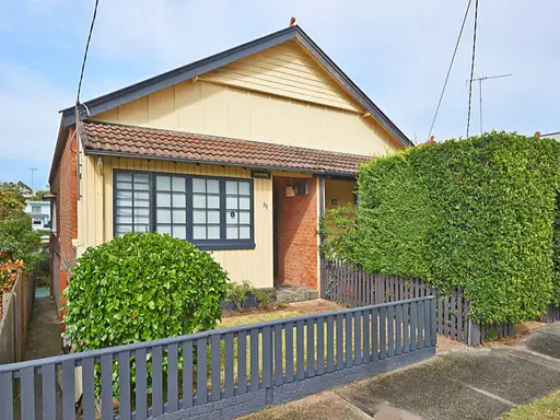 31 Read Street, Bronte Sold by Bradfield Badgerfox