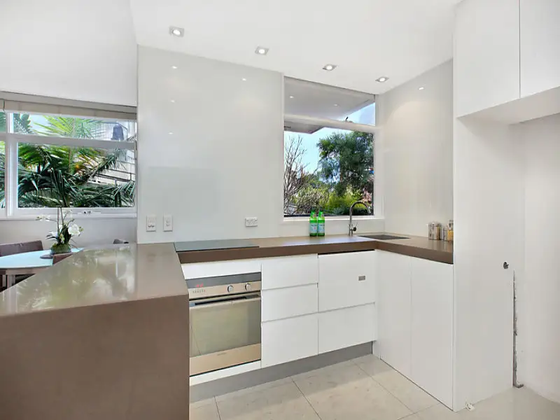 11/52 Darling Point Road, Darling Point Sold by Bradfield Badgerfox - image 1
