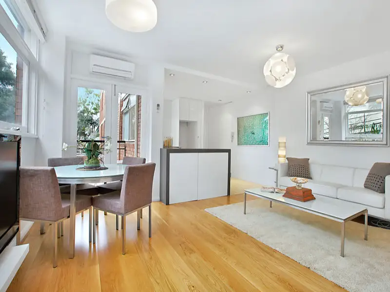 11/52 Darling Point Road, Darling Point Sold by Bradfield Badgerfox - image 1