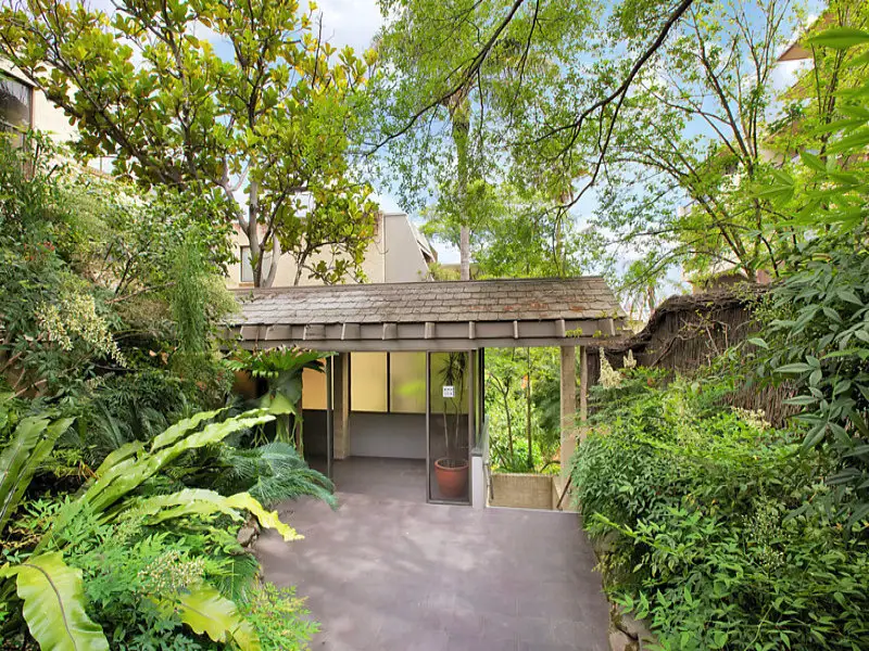 49/4 New McLean Street, Edgecliff Sold by Bradfield Badgerfox - image 1