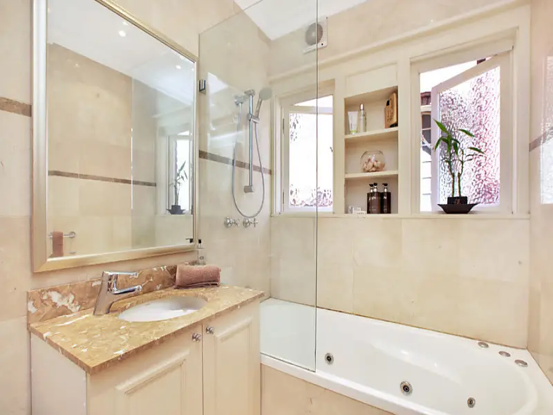 4/524 New South Head Road, Double Bay Sold by Bradfield Badgerfox - image 1