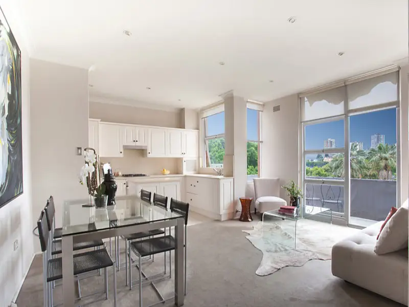 43/22 New Beach Road, Darling Point Sold by Bradfield Badgerfox - image 1