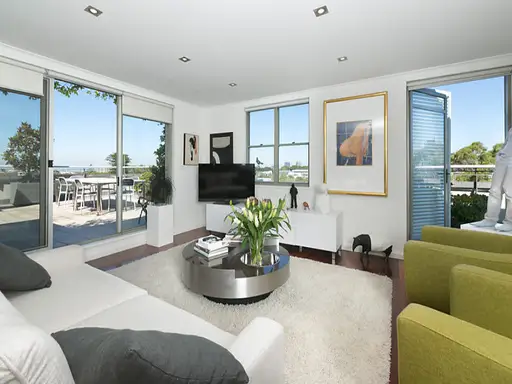 19/1-3 Brodie Street, Paddington Sold by Bradfield Badgerfox