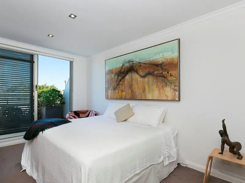 19/1-3 Brodie Street, Paddington Sold by Bradfield Badgerfox - image 1
