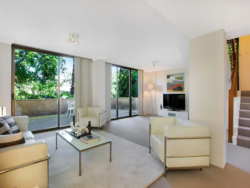 1/501 Glenmore Road, Edgecliff Sold by Bradfield Badgerfox - image 1