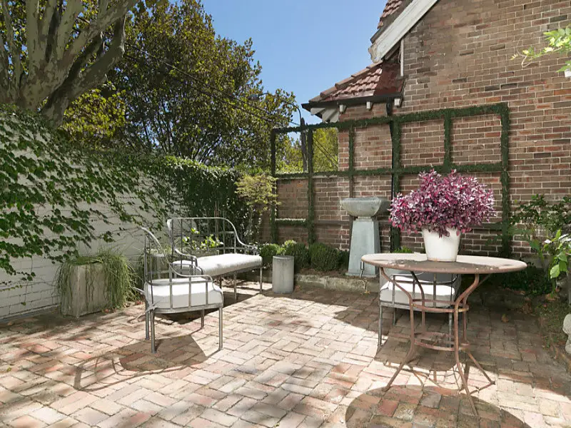 21A Nelson Street, Woollahra Sold by Bradfield Badgerfox - image 1