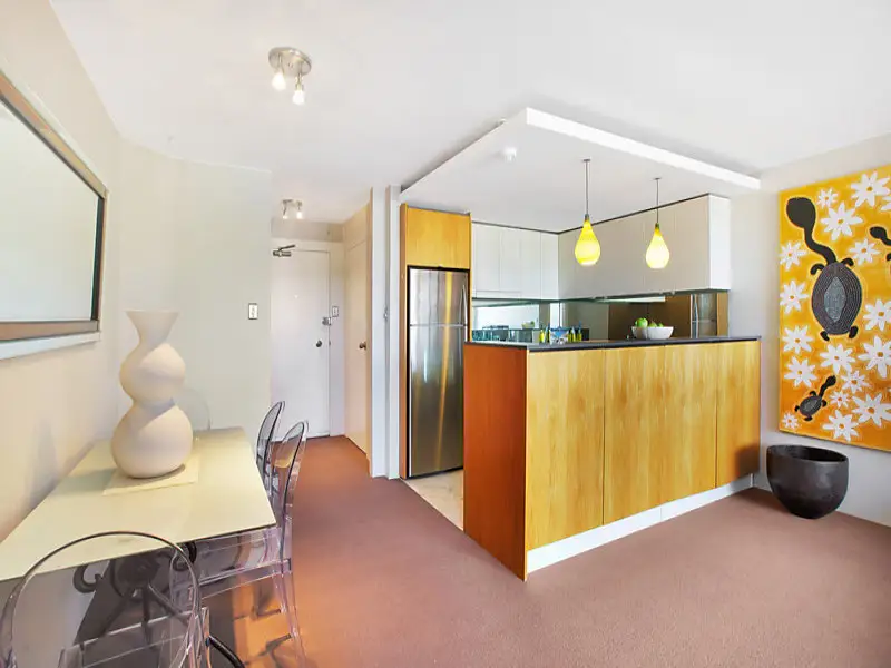 37/103 Victoria Street, Potts Point Sold by Bradfield Badgerfox - image 1