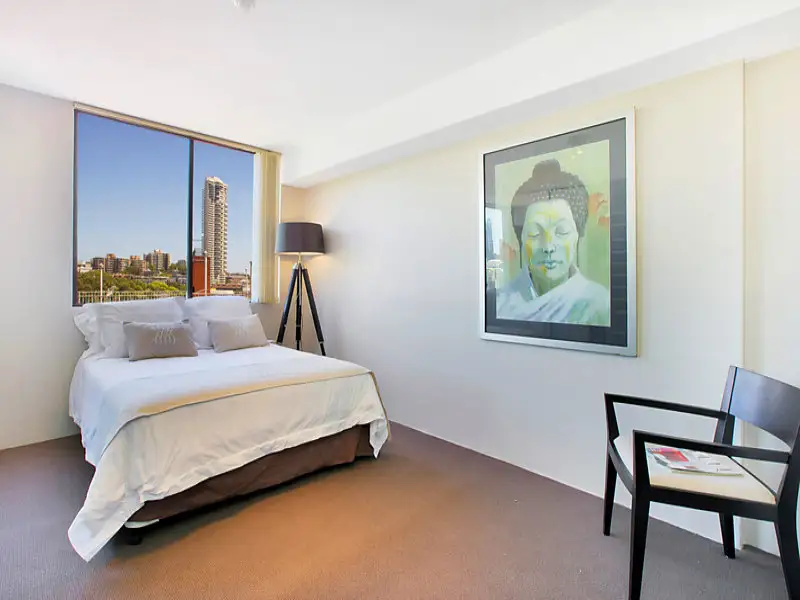 37/103 Victoria Street, Potts Point Sold by Bradfield Badgerfox - image 1