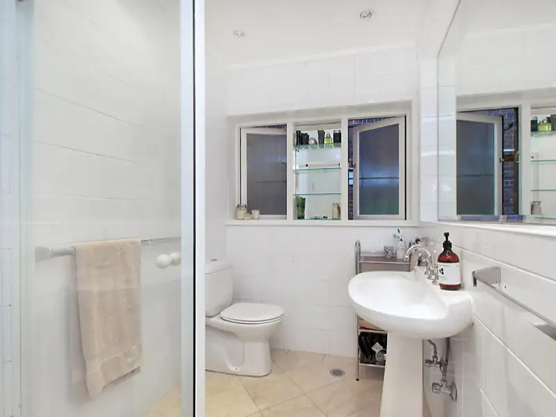 6/528 New South Head Road, Double Bay Sold by Bradfield Badgerfox - image 1