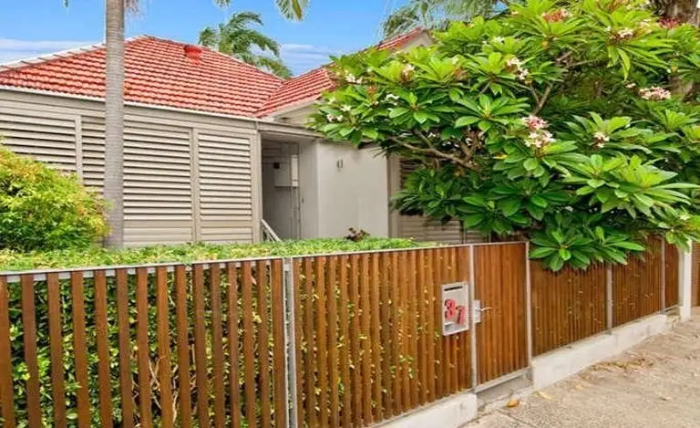 37 Waverley Crescent, Bondi Junction Sold by Bradfield Badgerfox - image 1