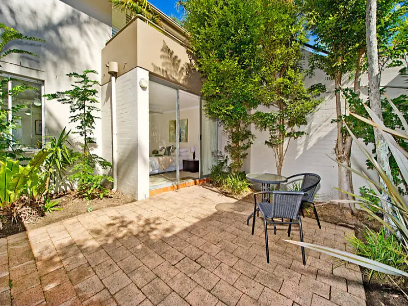 3/400 Glenmore Road, Paddington Sold by Bradfield Badgerfox - image 1