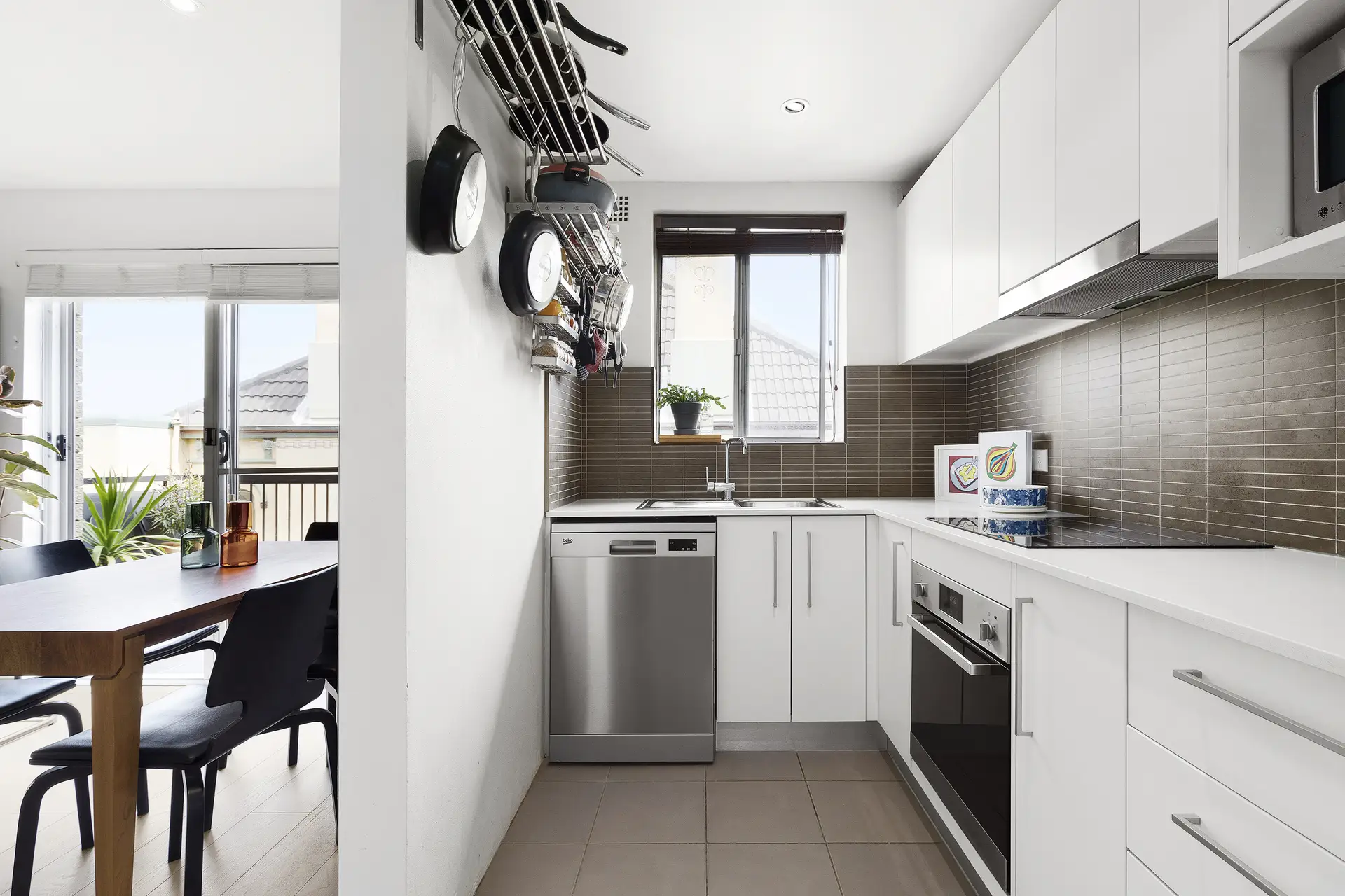 16/268 Glebe Point Road, Glebe Sold by Bradfield Badgerfox - image 1