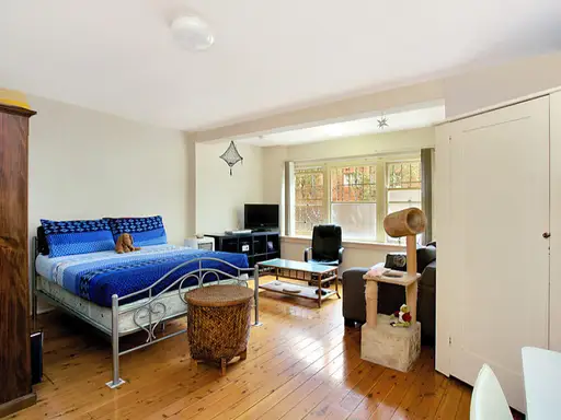 1/7 Greenknowe Avenue, Elizabeth Bay Sold by Bradfield Badgerfox