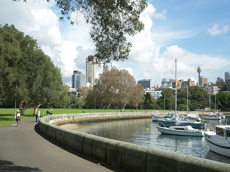 17/22 New Beach Road, Darling Point Sold by Bradfield Badgerfox - image 1