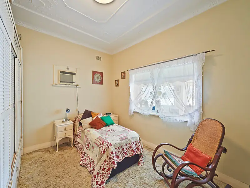 7 Kobada Road, Dover Heights Sold by Bradfield Badgerfox - image 1