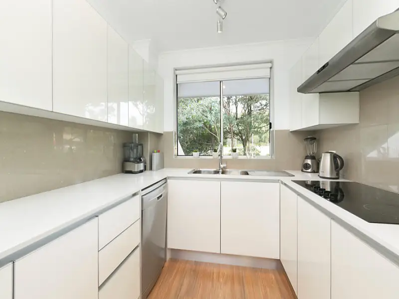2/400 Glenmore Road, Paddington Sold by Bradfield Badgerfox - image 1