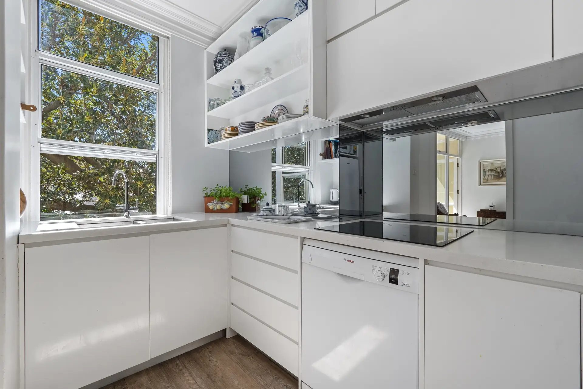23/66 Darling Point Road, Darling Point Sold by Bradfield Badgerfox - image 1