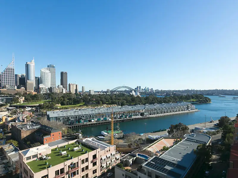 1708/73 Victoria Street, Potts Point Sold by Bradfield Badgerfox - image 1