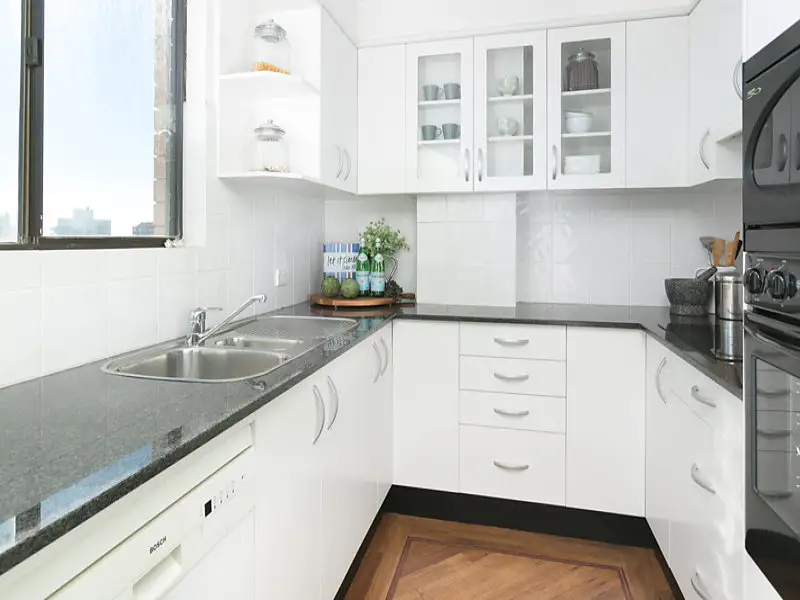 1708/73 Victoria Street, Potts Point Sold by Bradfield Badgerfox - image 1