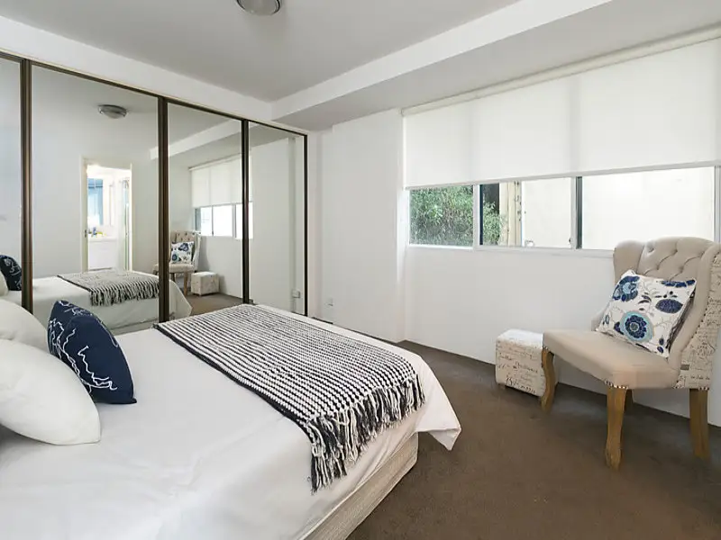 3/79 Elizabeth Bay Road, Elizabeth Bay Sold by Bradfield Badgerfox - image 1