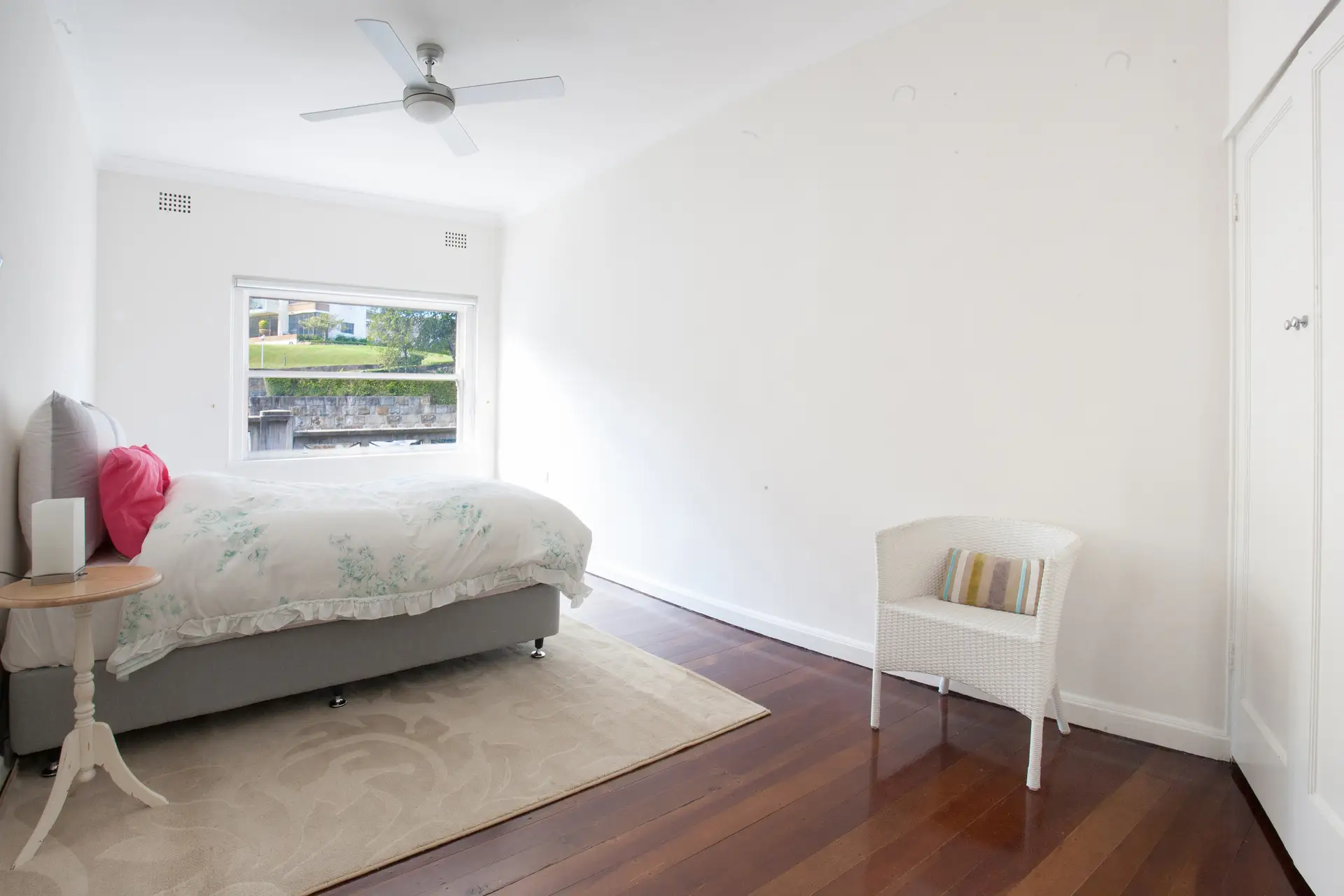 8/2B Darling Point Road, Darling Point Sold by Bradfield Badgerfox - image 1