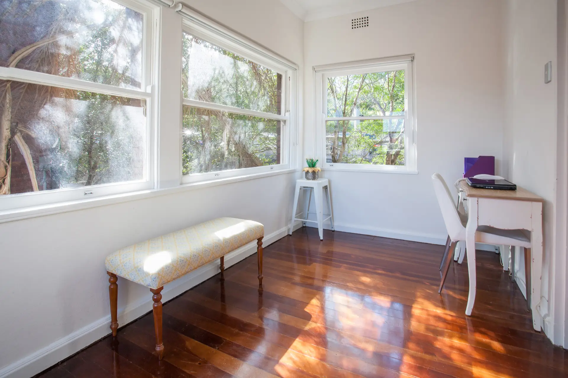 8/2B Darling Point Road, Darling Point Sold by Bradfield Badgerfox - image 1