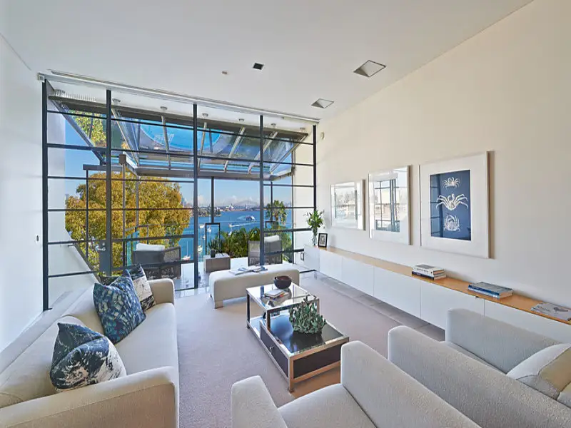 14 Wolseley Road, Point Piper Sold by Bradfield Badgerfox - image 1