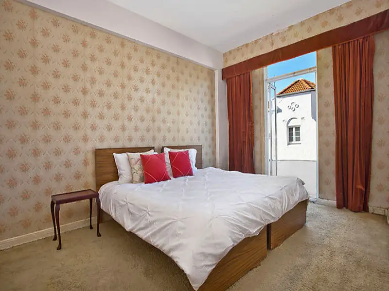 10/164 New South Head Road, Edgecliff Sold by Bradfield Badgerfox - image 1