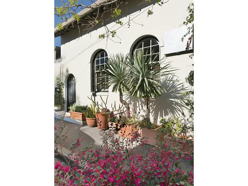 13 Shadforth Street, Paddington Sold by Bradfield Badgerfox - image 1