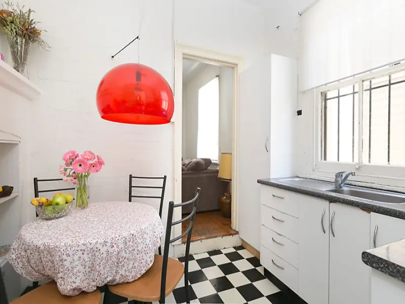 32 Stafford Street, Paddington Sold by Bradfield Badgerfox - image 1