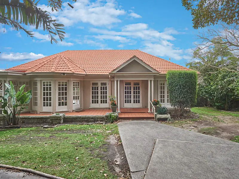 102 New South Head Road, Vaucluse Sold by Bradfield Badgerfox - image 1