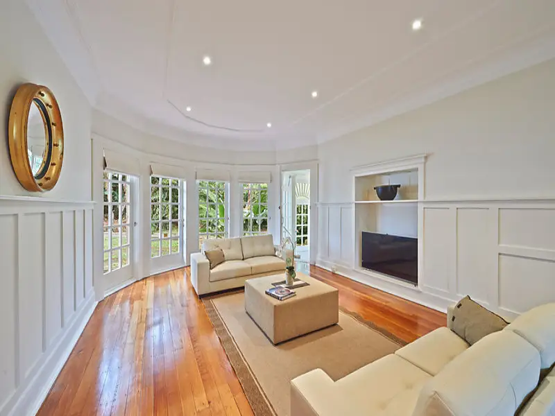 102 New South Head Road, Vaucluse Sold by Bradfield Badgerfox - image 1