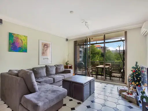 63/1 Maddison Street, Redfern Sold by Bradfield Badgerfox