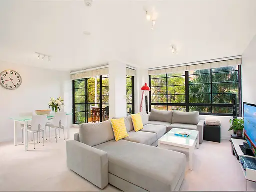 12/107 Darling Point Road, Darling Point Sold by Bradfield Badgerfox
