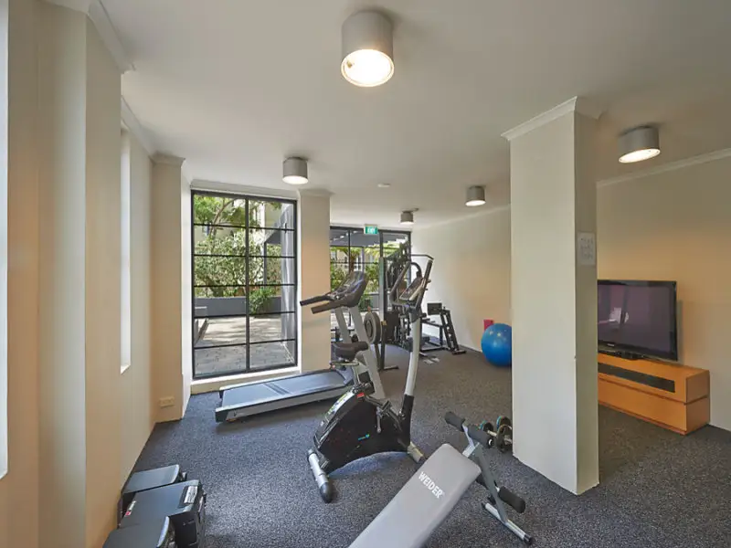 12/107 Darling Point Road, Darling Point Sold by Bradfield Badgerfox - image 1