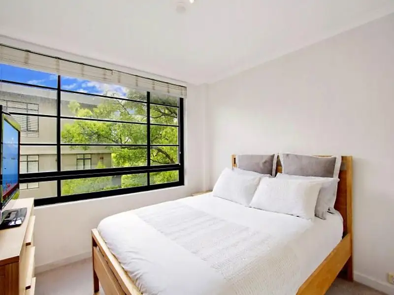 12/107 Darling Point Road, Darling Point Sold by Bradfield Badgerfox - image 1