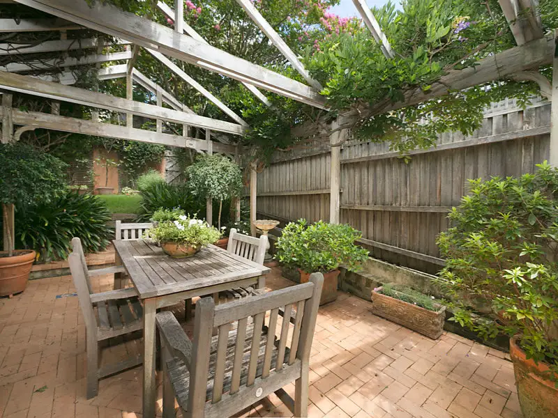 23 Sutherland Street, Paddington Sold by Bradfield Badgerfox - image 1