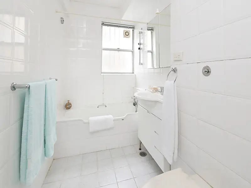 3/105A Darling Point Road, Darling Point Sold by Bradfield Badgerfox - image 1