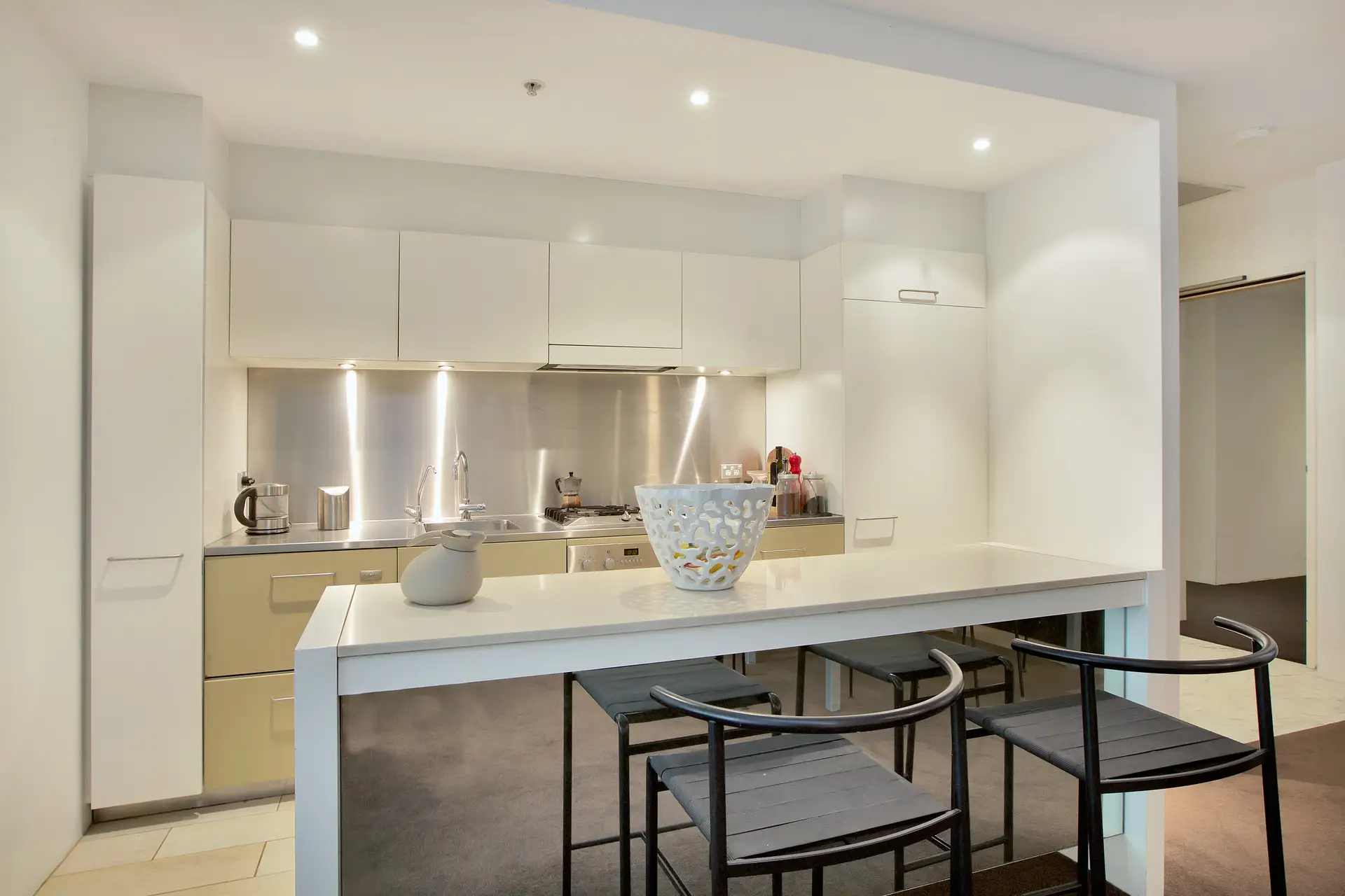 5/2A Elizabeth Bay Road, Elizabeth Bay Sold by Bradfield Badgerfox - image 1